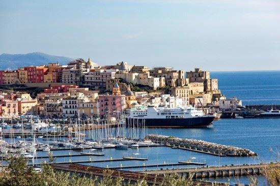 Casa Vacanza Pozzuoli Apartment ภายนอก รูปภาพ